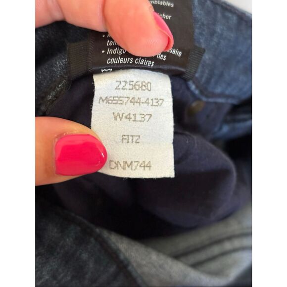 Paige federal jeans in fitz size 32 - Picture 10 of 10